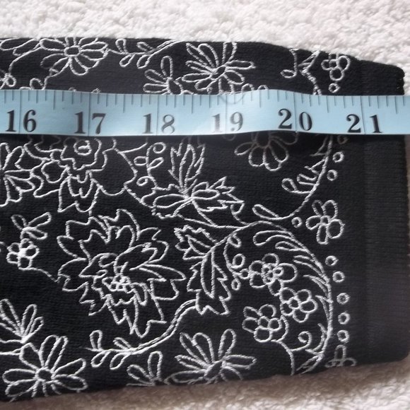 Talbots Womans Petite sweater - Picture 7 of 8